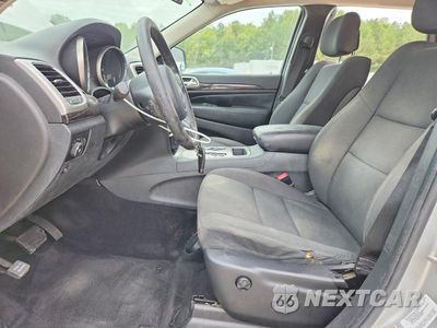 Zdjęcie 7 z 13 samochodu: 2012 JEEP GRAND CHEROKEE LAREDO VIN:1C4RJEAG0CC234977 - miniatura