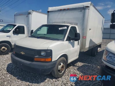 2014 CHEVROLET EXPRESS BOX TRUCK 1GB3G4BG5E1195982 - główne zdjęcie licytacji z USA - miniatura