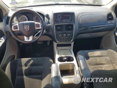 Zdjęcie 8 z 14 samochodu: 2016 DODGE GRAND CARAVAN SXT VIN:2C4RDGCGXGR355089 - miniatura