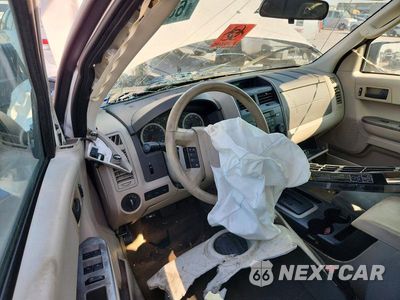 Zdjęcie 8 z 13 samochodu: 2011 FORD ESCAPE XLS VIN:1FMCU0C71BKA92457 - miniatura