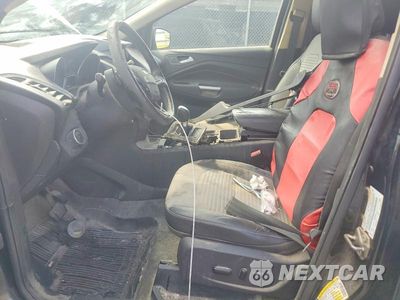 Zdjęcie 7 z 13 samochodu: 2018 FORD ESCAPE SE VIN:1FMCU9GD8JUD49072 - miniatura