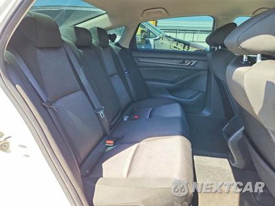Zdjęcie 10 z 12 samochodu: 2019 HONDA ACCORD LX VIN:1HGCV1F1XKA102070 - miniatura