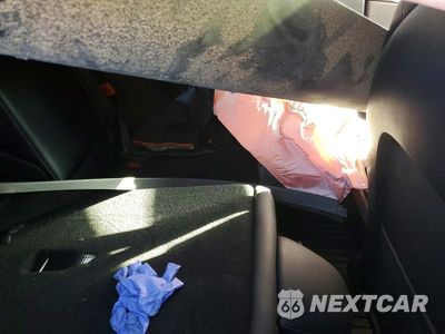 Zdjęcie 10 z 12 samochodu: 2023 TESLA MODEL Y VIN:7SAYGDEE4PA207920 - miniatura