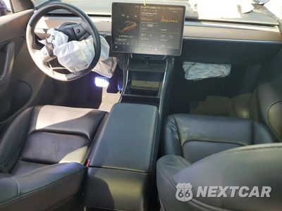 Zdjęcie 8 z 13 samochodu: 2020 TESLA MODEL Y VIN:5YJYGDEE2LF031735 - miniatura