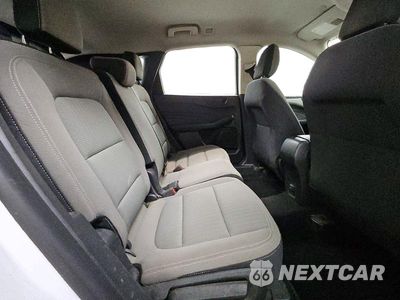 Zdjęcie 11 z 14 samochodu: 2022 FORD ESCAPE S VIN:1FMCU0F62NUA63884 - miniatura
