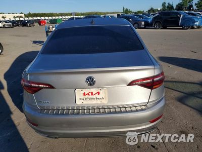 Zdjęcie 6 z 13 samochodu: 2019 VOLKSWAGEN JETTA SEL PREMIUM VIN:3VWGB7BU5KM195107 - miniatura