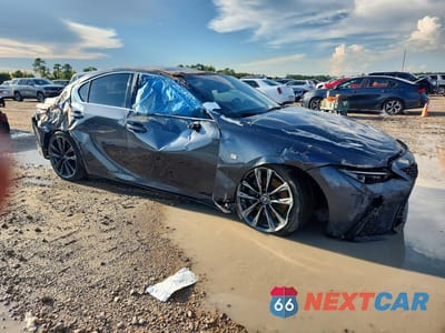 Czwarte zdjęcie samochodu z boku: 2021 LEXUS IS 350 F SPORT VIN:JTHGZ1B26M5040521 - miniatura