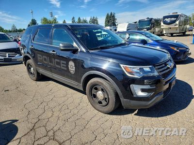 Czwarte zdjęcie samochodu z boku: 2019 FORD EXPLORER POLICE INTERCEPTOR VIN:1FM5K8AR9KGA20040 - miniatura
