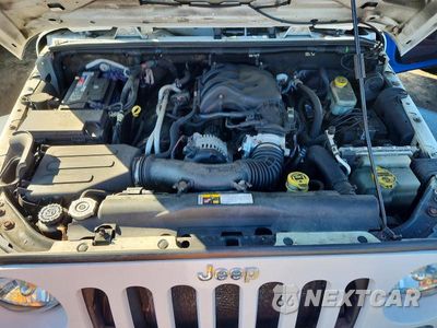 Zdjęcie 11 z 12 samochodu: 2015 JEEP WRANGLER UNLIMITED SPORT VIN:1C4BJWDG1FL590412 - miniatura