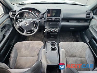 Zdjęcie 8 z 13 samochodu: 2004 HONDA CR-V EX VIN:JHLRD78854C019794 - miniatura