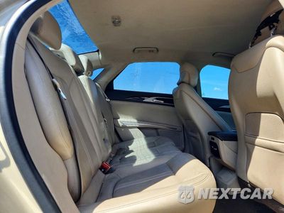 Zdjęcie 10 z 12 samochodu: 2016 LINCOLN MKZ HYBRID VIN:3LN6L2LU2GR628661 - miniatura