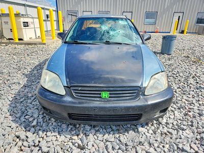 Piąte zdjęcie samochodu w środku: 1999 HONDA CIVIC LX VIN:1HGEJ667XXL051221 - miniatura