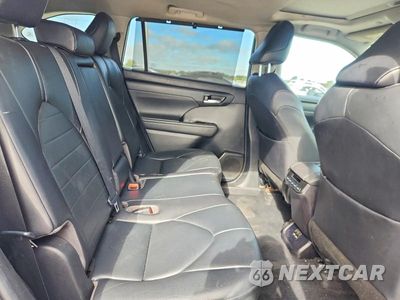 Zdjęcie 11 z 13 samochodu: 2020 TOYOTA HIGHLANDER XLE VIN:5TDHZRBH1LS050505 - miniatura