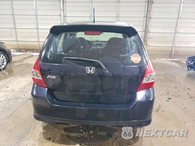 Zdjęcie 6 z 14 samochodu: 2008 HONDA FIT SPORT VIN:JHMGD38688S046641 - miniatura
