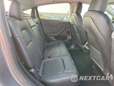 Zdjęcie 10 z 12 samochodu: 2025 TESLA MODEL Y VIN:7SAYGDED1SF271898 - miniatura