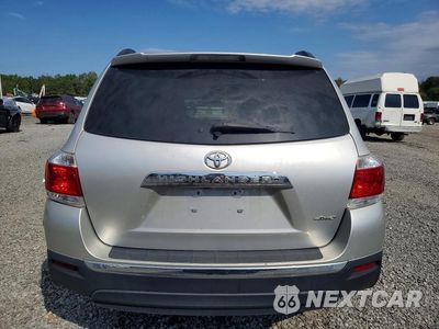Zdjęcie 6 z 13 samochodu: 2013 TOYOTA HIGHLANDER PLUS VIN:5TDBK3EHXDS212121 - miniatura