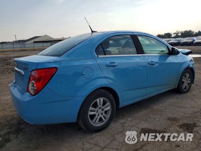 Trzecie zdjęcie samochodu z tyłu: 2014 CHEVROLET SONIC LT VIN:1G1JC5SH0E4169262 - miniatura