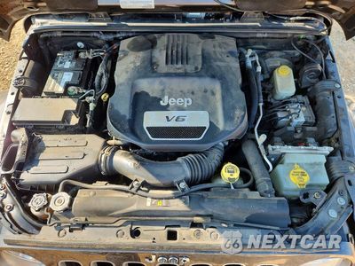 Zdjęcie 11 z 12 samochodu: 2017 JEEP WRANGLER UNLIMITED SAHARA VIN:1C4BJWEG3HL511422 - miniatura