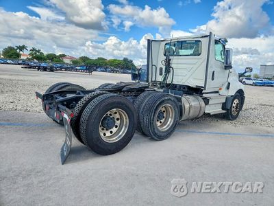 Trzecie zdjęcie samochodu z tyłu: 2023 INTERNATIONAL LT625 VIN:3HSDZAPR0PN217722 - miniatura