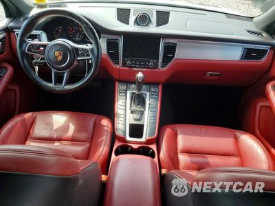 Zdjęcie 8 z 13 samochodu: 2018 PORSCHE MACAN GTS VIN:WP1AG2A52JLB64693 - miniatura