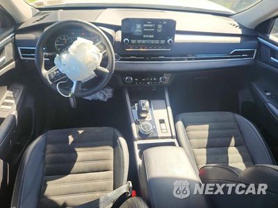 Zdjęcie 8 z 14 samochodu: 2024 MITSUBISHI OUTLANDER SE VIN:JA4J4VA83RZ013208 - miniatura