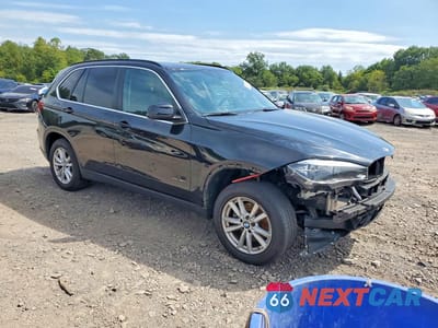 Czwarte zdjęcie samochodu z boku: 2015 BMW X5 XDRIVE35I VIN:5UXKR0C53F0P00317 - miniatura