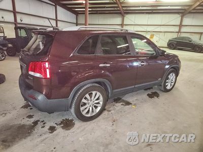 Trzecie zdjęcie samochodu z tyłu: 2011 KIA SORENTO EX VIN:5XYKUDA24BG052152 - miniatura