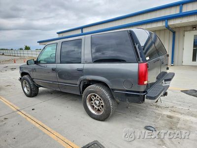 Drugie zdjęcie samochodu z przodu: 1999 CHEVROLET TAHOE K1500 VIN:1GNEK13R3XJ463200 - miniatura