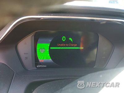 Zdjęcie 9 z 12 samochodu: 2023 CHEVROLET BOLT EV 2LT VIN:1G1FX6S03P4155255 - miniatura