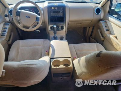 Zdjęcie 8 z 13 samochodu: 2007 FORD EXPLORER XLT VIN:1FMEU63E87UA33749 - miniatura