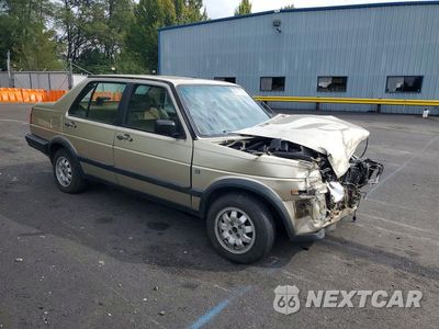Czwarte zdjęcie samochodu z boku: 1988 VOLKSWAGEN JETTA GL VIN:WVWFA9164JW144907 - miniatura