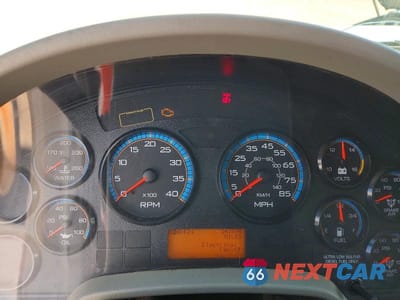 Zdjęcie 9 z 13 samochodu: 2013 INTERNATIONAL 4300 BOX TRUCK VIN:1HTMMAAL2DH482405 - miniatura