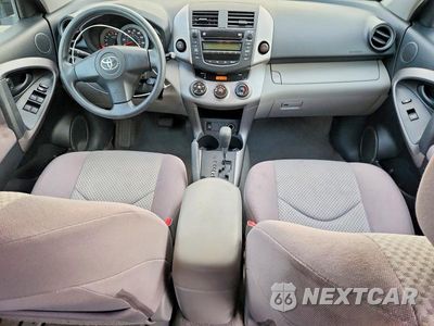 Zdjęcie 8 z 14 samochodu: 2007 TOYOTA RAV4 BASE VIN:JTMBK33V976025689 - miniatura