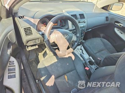 Zdjęcie 8 z 12 samochodu: 2010 TOYOTA COROLLA S VIN:1NXBU4EE8AZ169861 - miniatura