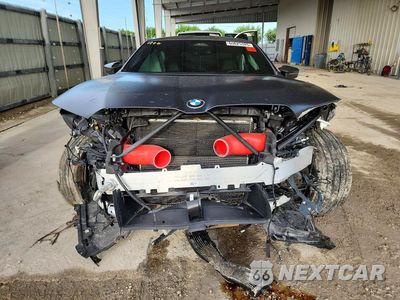 Piąte zdjęcie samochodu w środku: 2025 BMW M5 VIN:WBS83FK02SCT94024 - miniatura