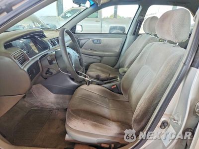 Zdjęcie 7 z 12 samochodu: 2001 TOYOTA CAMRY LE VIN:4T1BG22K51U811622 - miniatura