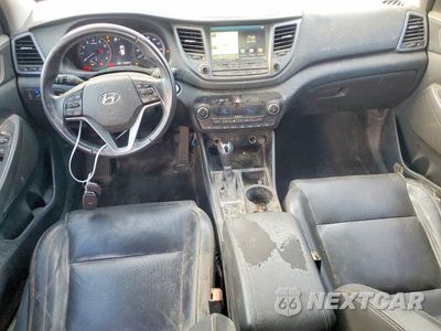 Zdjęcie 8 z 13 samochodu: 2016 HYUNDAI TUCSON LIMITED VIN:KM8J33A27GU094471 - miniatura