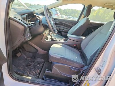 Zdjęcie 7 z 13 samochodu: 2018 FORD ESCAPE S VIN:1FMCU0F7XJUB95858 - miniatura
