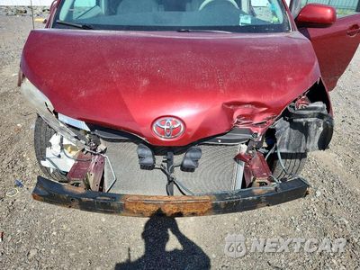 Zdjęcie 12 z 13 samochodu: 2013 TOYOTA SIENNA LE VIN:5TDJK3DC0DS067589 - miniatura
