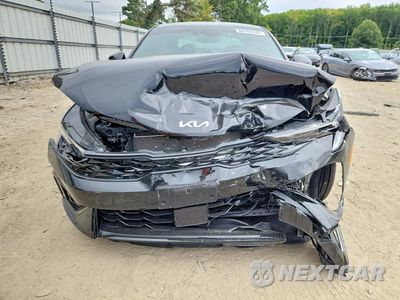 Piąte zdjęcie samochodu w środku: 2026 KIA K5 GT LINE VIN:KNAG64J70T5425285 - miniatura