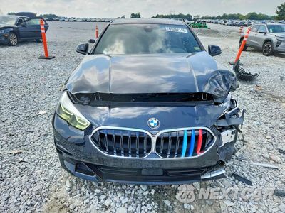 Piąte zdjęcie samochodu w środku: 2022 BMW 228I VIN:WBA53AK0XN7K30172 - miniatura