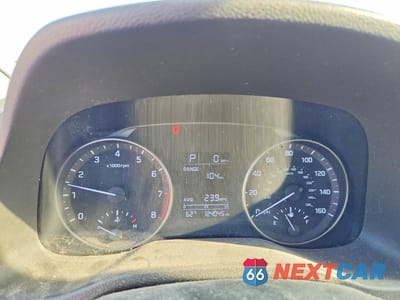 Zdjęcie 9 z 12 samochodu: 2017 HYUNDAI ELANTRA SE VIN:5NPD74LF2HH093140 - miniatura