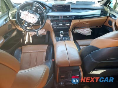 Zdjęcie 8 z 13 samochodu: 2015 BMW X6 SDRIVE35I VIN:5UXKU0C58F0F91905 - miniatura