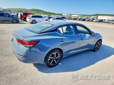 Trzecie zdjęcie samochodu z tyłu: 2025 NISSAN SENTRA SV VIN:3N1AB8CV0SY399251 - miniatura