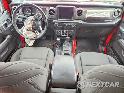 Zdjęcie 8 z 13 samochodu: 2018 JEEP WRANGLER UNLIMITED SAHARA VIN:1C4HJXEG2JW176500 - miniatura