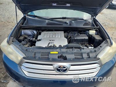 Zdjęcie 12 z 13 samochodu: 2011 TOYOTA HIGHLANDER BASE VIN:5TDZK3EHXBS037557 - miniatura