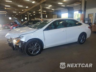2017 TOYOTA CAMRY SE 4T1BF1FK5HU698174 - główne zdjęcie licytacji z USA - miniatura