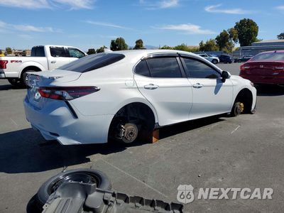 Trzecie zdjęcie samochodu z tyłu: 2023 TOYOTA CAMRY HYBRID SE VIN:4T1S31AK3PU052355 - miniatura