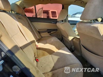 Zdjęcie 10 z 13 samochodu: 2010 HONDA ACCORD LX VIN:1HGCP2F31AA024035 - miniatura