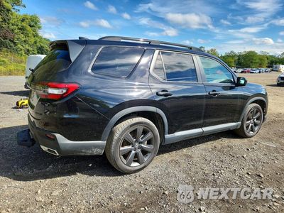 Trzecie zdjęcie samochodu z tyłu: 2025 HONDA PILOT SPORT VIN:5FNYG1H38SB137727 - miniatura